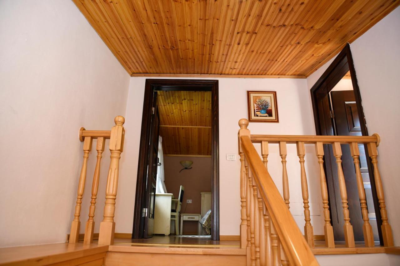 Hotel Restaurant Dreri Tirana Kültér fotó