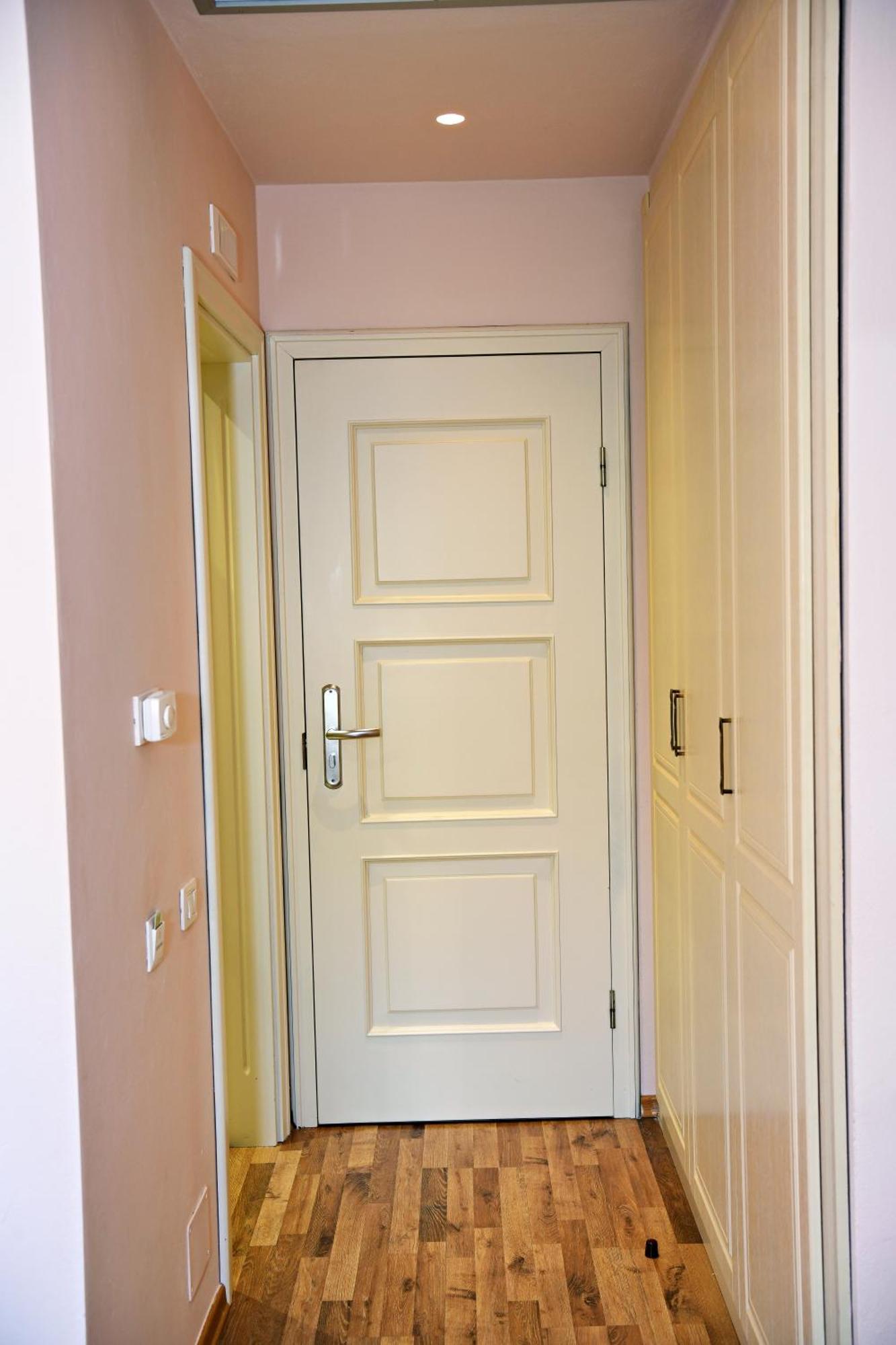Hotel Restaurant Dreri Tirana Kültér fotó